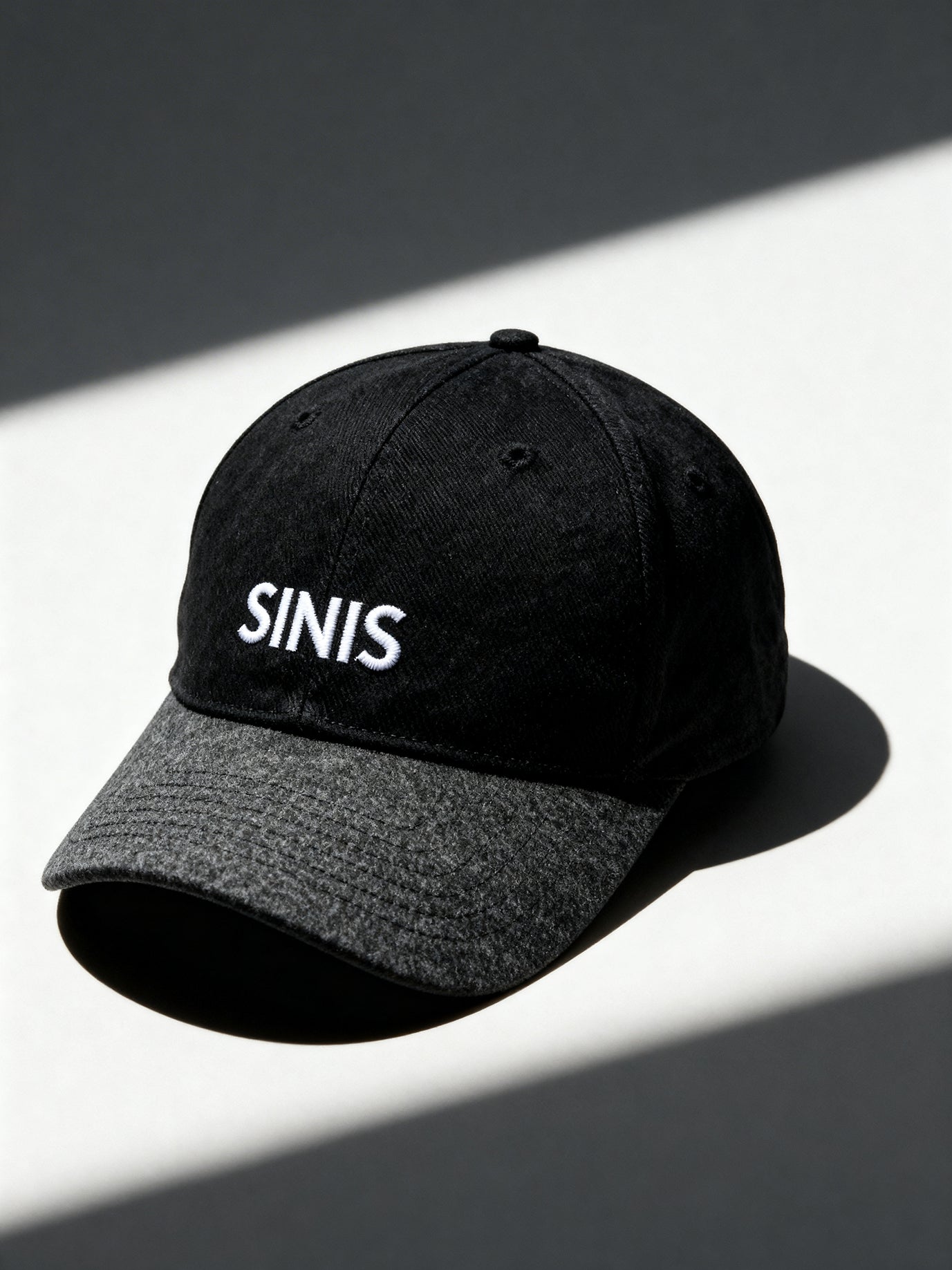 Sinis Cap